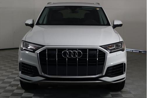 Carrara White 2022 Audi Q7 55 Premium Plus