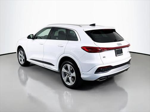 2025 Audi Q5 Premium Plus TFSI quattro S tronic