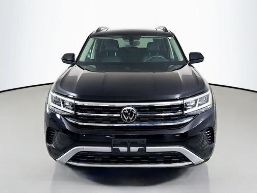 2023 Volkswagen Atlas 3.6L SE w/Technology