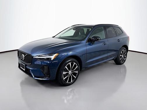 2024 Volvo XC60 B5 Plus Dark Theme