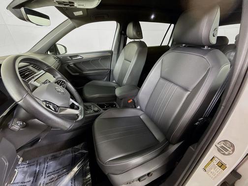 2023 Volkswagen Tiguan 2.0T SE R-Line Black 4MOTION