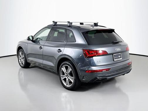 2025 Audi Q5 45 S line Premium