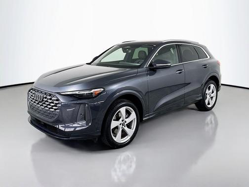 Tambora Gray Metallic 2025 Audi Q5 Premium Plus TFSI quattro S tronic