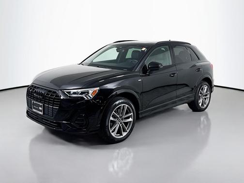 2023 Audi Q3 45 S line Premium Plus