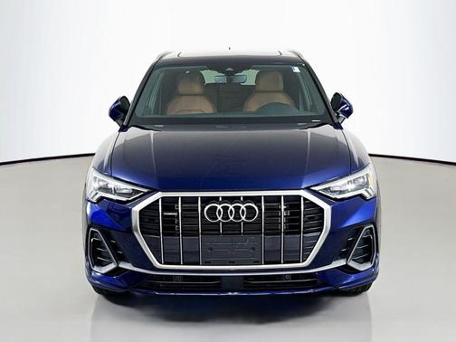 Navarra Blue Metallic 2024 Audi Q3 Premium 45 TFSI S line quattro Tiptronic
