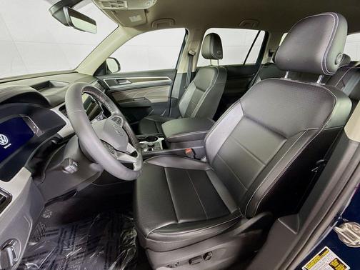 2022 Volkswagen Atlas 3.6L SE w/Technology