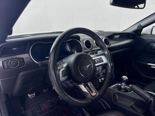 Oxford White 2019 Ford Mustang GT Premium