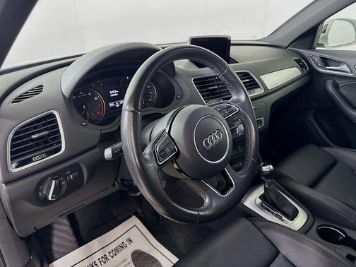 Glacier White 2016 Audi Q3 2.0T Premium Plus