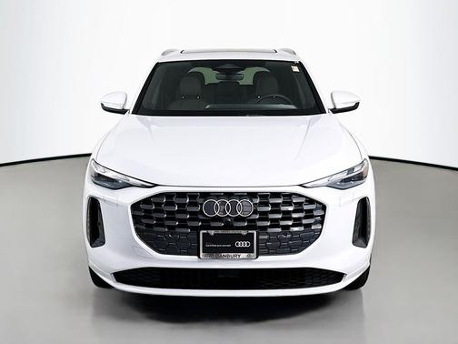 2025 Audi Q5 Premium TFSI quattro S tronic