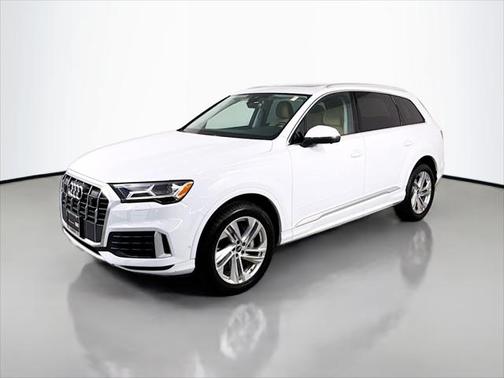 2023 Audi Q7 Premium Plus 55 TFSI quattro Tiptronic
