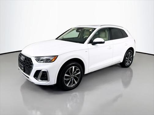 2022 Audi Q5 Premium Plus 45 TFSI S line quattro S tronic