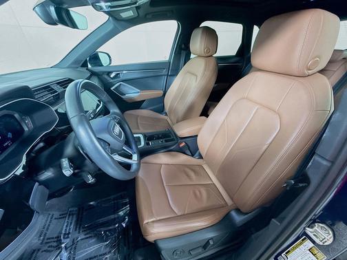 2023 Audi Q3 Premium 45 TFSI S line quattro Tiptronic