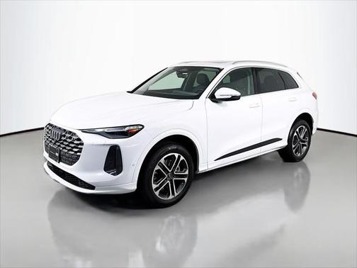 2025 Audi Q5 Premium Plus TFSI quattro S tronic