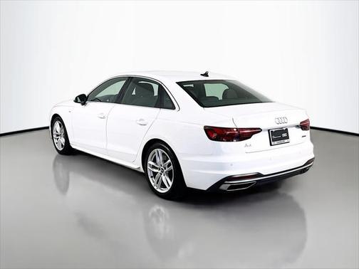 2022 Audi A4 Premium Plus 45 TFSI S line quattro S tronic