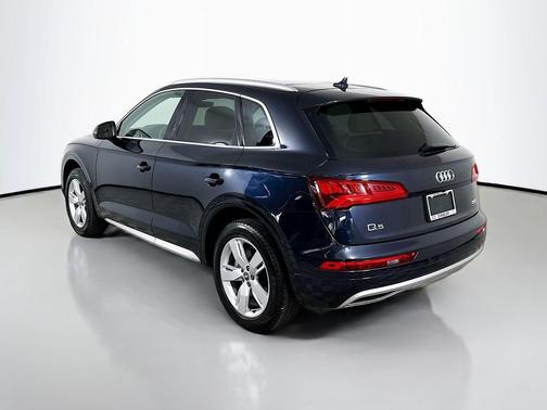 Moonlight Blue 2018 Audi Q5 2.0T Tech Premium