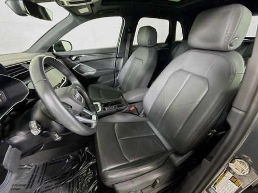 Nano Gray Metallic 2023 Audi Q3 Premium 40 TFSI quattro Tiptronic
