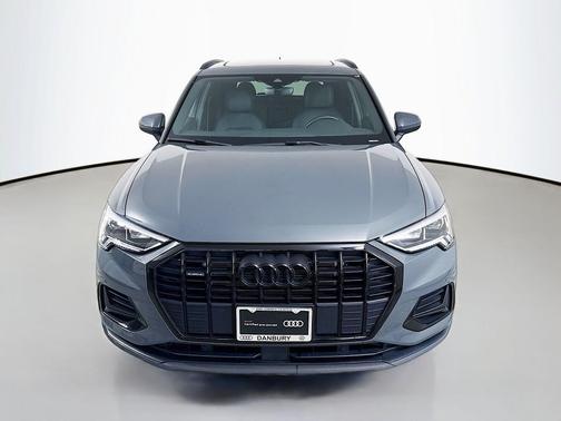 Nano Gray Metallic 2023 Audi Q3 Premium 40 TFSI quattro Tiptronic