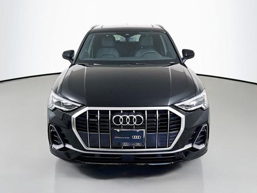 2025 Audi Q3 45 S line Premium Plus