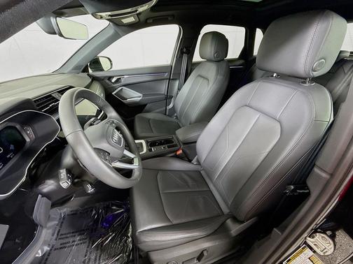 2025 Audi Q3 45 S line Premium Plus