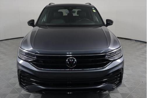 2022 Volkswagen Tiguan 2.0T SE R-Line Black 4MOTION