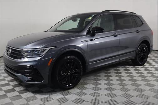 2022 Volkswagen Tiguan 2.0T SE R-Line Black 4MOTION