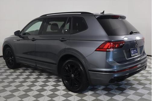 2022 Volkswagen Tiguan 2.0T SE R-Line Black 4MOTION