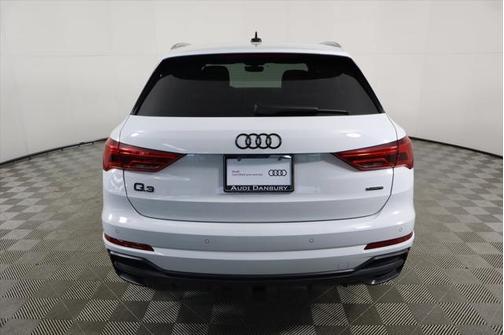 2022 Audi Q3 45 S line Premium Plus