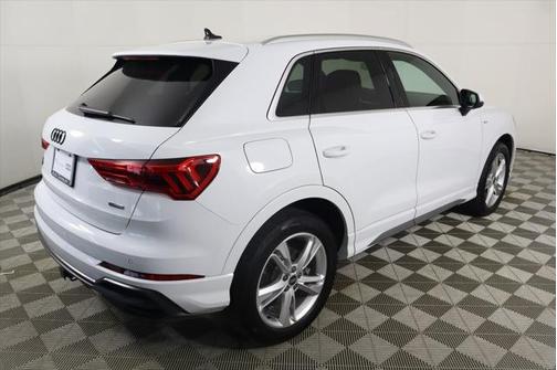 2022 Audi Q3 45 S line Premium Plus
