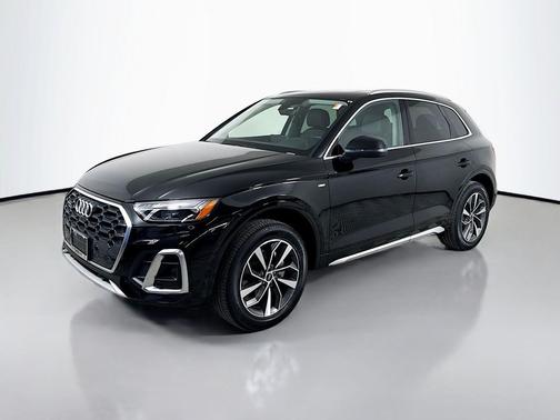 2023 Audi Q5 45 S line Premium Plus