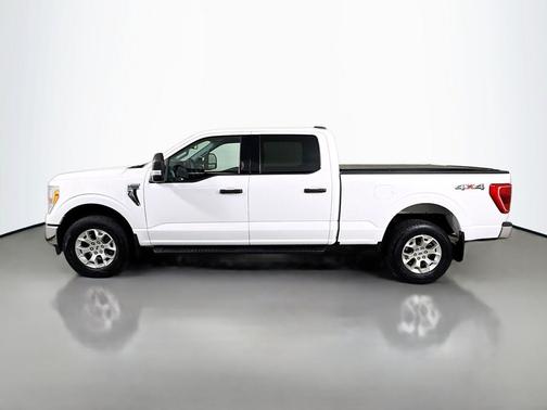 Oxford White 2022 Ford F-150 XLT
