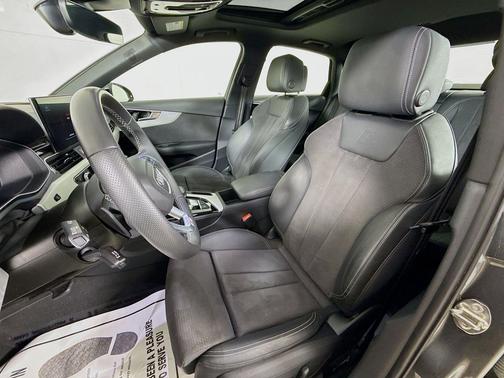 2023 Audi A4 45 S line Premium Plus