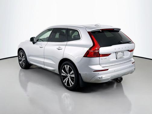Silver Dawn Metallic 2022 Volvo XC60 B5 Inscription