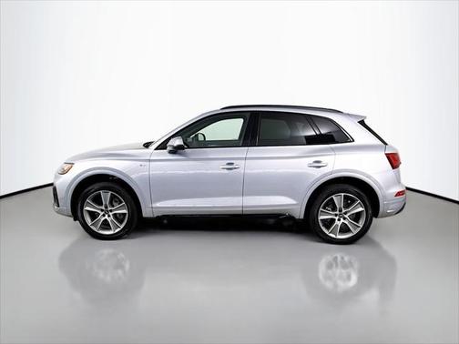 2025 Audi Q5 Premium 45 TFSI S line quattro