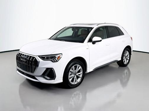 Arkona White 2025 Audi Q3 Premium 45 TFSI S line quattro Tiptronic