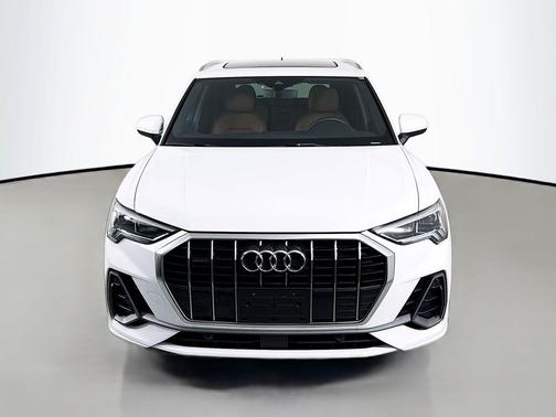 Arkona White 2025 Audi Q3 Premium 45 TFSI S line quattro Tiptronic