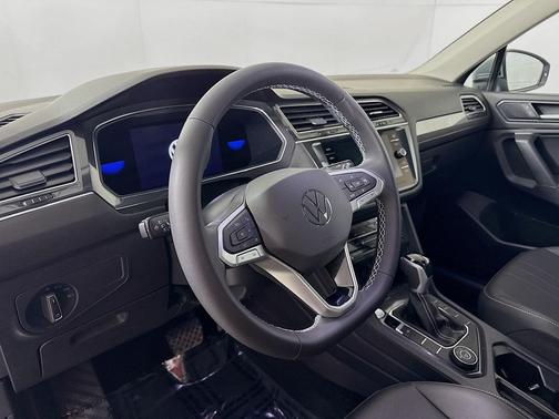 2023 Volkswagen Tiguan 2.0T SE 4MOTION