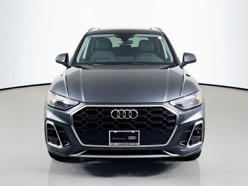 2023 Audi Q5 45 S line Premium