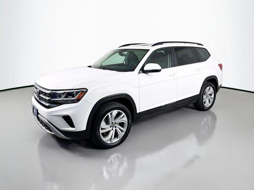 2023 Volkswagen Atlas 3.6L SE w/Technology