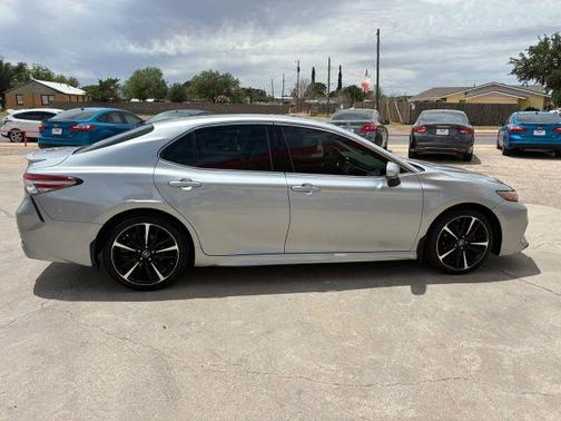 Silver 2018 Toyota Camry XSE