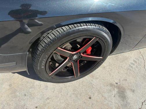 2010 Dodge Challenger SRT8