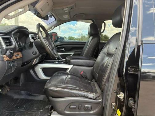 2016 Nissan Titan XD SL