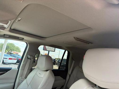 2019 Cadillac Escalade Luxury