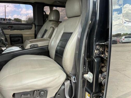 Black 2005 Hummer H2 SUT