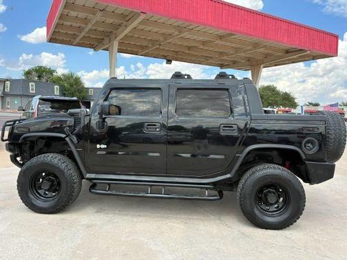 Black 2005 Hummer H2 SUT