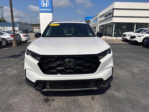 Platinum White Pearl 2025 Honda CR-V Hybrid Sport-L