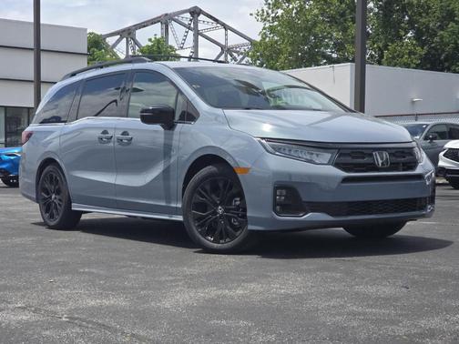 Sonic Gray Pearl 2026 Honda Odyssey Sport-L