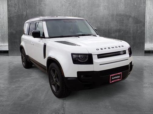 2024 Land Rover Defender X-Dynamic SE