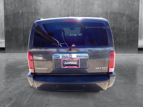 2011 Dodge Nitro SXT