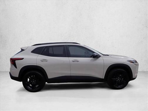 White Sands 2026 Chevrolet Trax FWD ACTIV