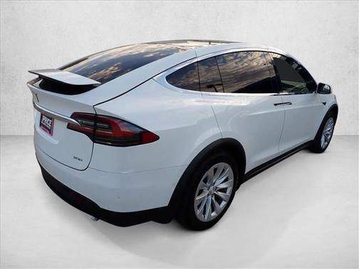 2017 Tesla Model X 90D